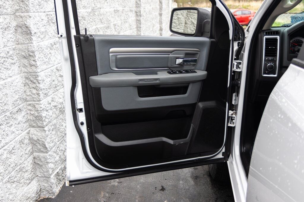 2019 Ram 1500 Classic SLT Kenosha WI