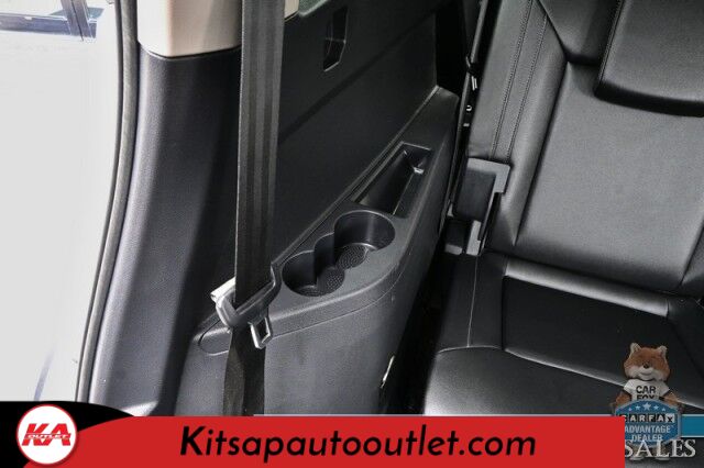 2019 Volkswagen Atlas 3.6L V6 SEL / Auto Start / Heated Leather Seats & Steering Wheel / NAV / Pano Sunroof / Adaptive Cruise / Lane Depart & Blind Spot Alert / Apple CarPlay & Android Auto / 3rd Row / Seats 7 / Tow Pkg Banglore