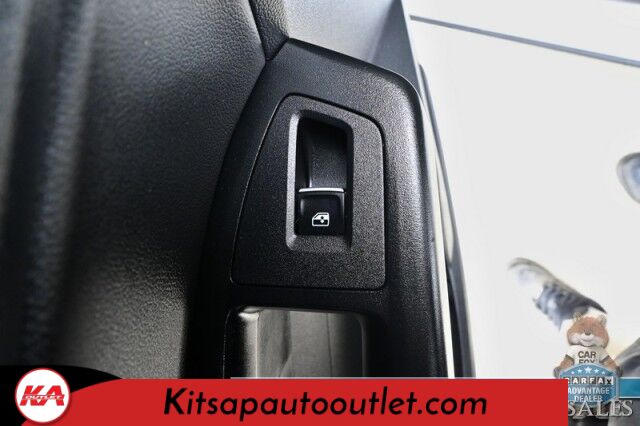 2019 Volkswagen Atlas 3.6L V6 SEL / Auto Start / Heated Leather Seats & Steering Wheel / NAV / Pano Sunroof / Adaptive Cruise / Lane Depart & Blind Spot Alert / Apple CarPlay & Android Auto / 3rd Row / Seats 7 / Tow Pkg Banglore