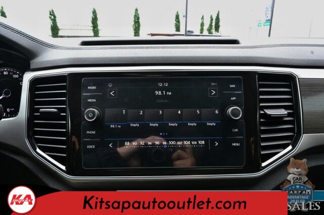 2019 Volkswagen Atlas 3.6L V6 SEL / Auto Start / Heated Leather Seats & Steering Wheel / NAV / Pano Sunroof / Adaptive Cruise / Lane Depart & Blind Spot Alert / Apple CarPlay & Android Auto / 3rd Row / Seats 7 / Tow Pkg Banglore