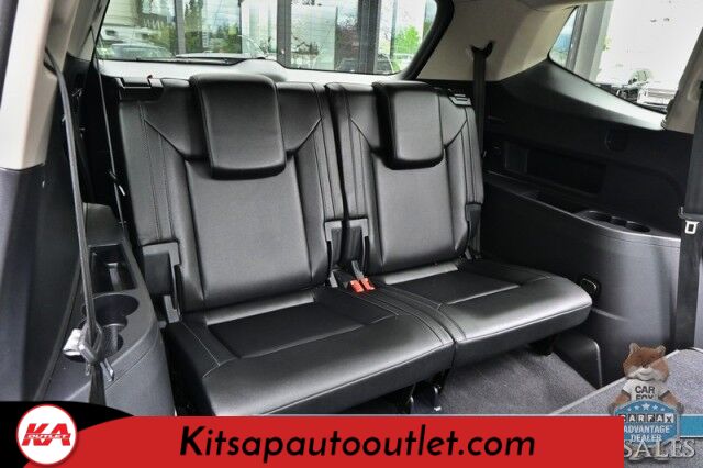 2019 Volkswagen Atlas 3.6L V6 SEL / Auto Start / Heated Leather Seats & Steering Wheel / NAV / Pano Sunroof / Adaptive Cruise / Lane Depart & Blind Spot Alert / Apple CarPlay & Android Auto / 3rd Row / Seats 7 / Tow Pkg Banglore