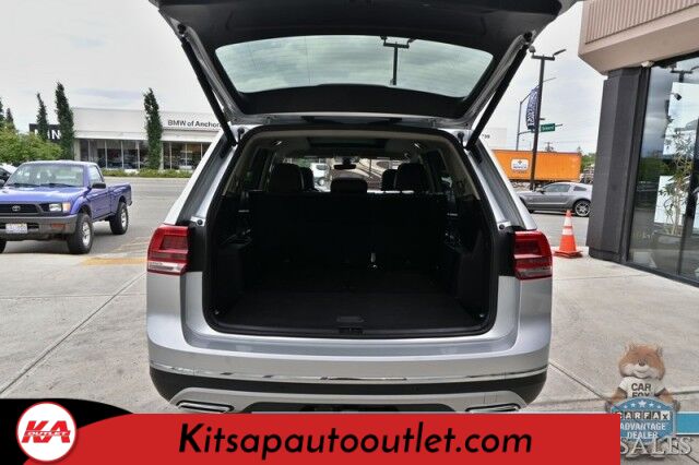2019 Volkswagen Atlas 3.6L V6 SEL / Auto Start / Heated Leather Seats & Steering Wheel / NAV / Pano Sunroof / Adaptive Cruise / Lane Depart & Blind Spot Alert / Apple CarPlay & Android Auto / 3rd Row / Seats 7 / Tow Pkg Banglore