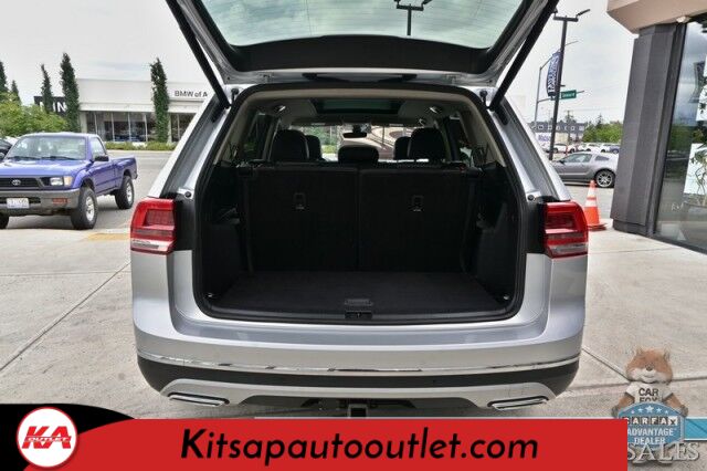 2019 Volkswagen Atlas 3.6L V6 SEL / Auto Start / Heated Leather Seats & Steering Wheel / NAV / Pano Sunroof / Adaptive Cruise / Lane Depart & Blind Spot Alert / Apple CarPlay & Android Auto / 3rd Row / Seats 7 / Tow Pkg Banglore
