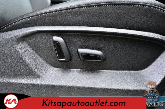 2019 Volkswagen Atlas 3.6L V6 SEL / Auto Start / Heated Leather Seats & Steering Wheel / NAV / Pano Sunroof / Adaptive Cruise / Lane Depart & Blind Spot Alert / Apple CarPlay & Android Auto / 3rd Row / Seats 7 / Tow Pkg Banglore