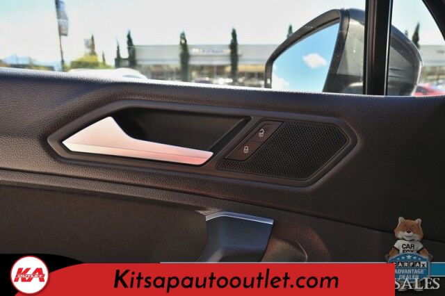 2019 Volkswagen Tiguan S / AWD / Automatic / Heated Premium Cloth Seats / Apple CarPlay & Android Auto / USB Input / Back Up Camera / Cruise Control / Air Conditioning / Aluminum Wheels / 29 MPG / Only 73k Miles Banglore
