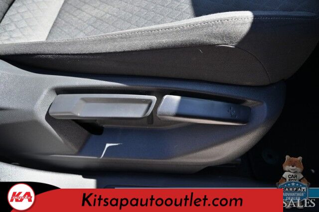 2019 Volkswagen Tiguan S / AWD / Automatic / Heated Premium Cloth Seats / Apple CarPlay & Android Auto / USB Input / Back Up Camera / Cruise Control / Air Conditioning / Aluminum Wheels / 29 MPG / Only 73k Miles Banglore