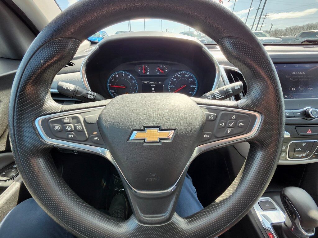 2020 Chevrolet Equinox LS Green Bay WI