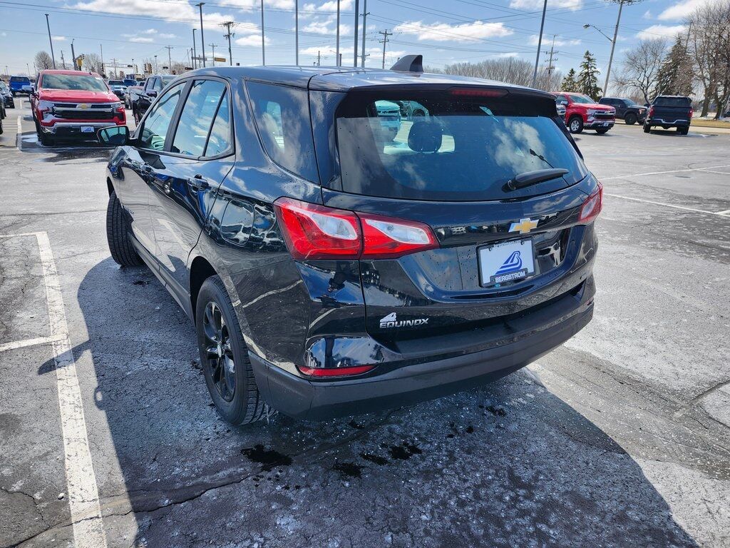 2020 Chevrolet Equinox LS Green Bay WI
