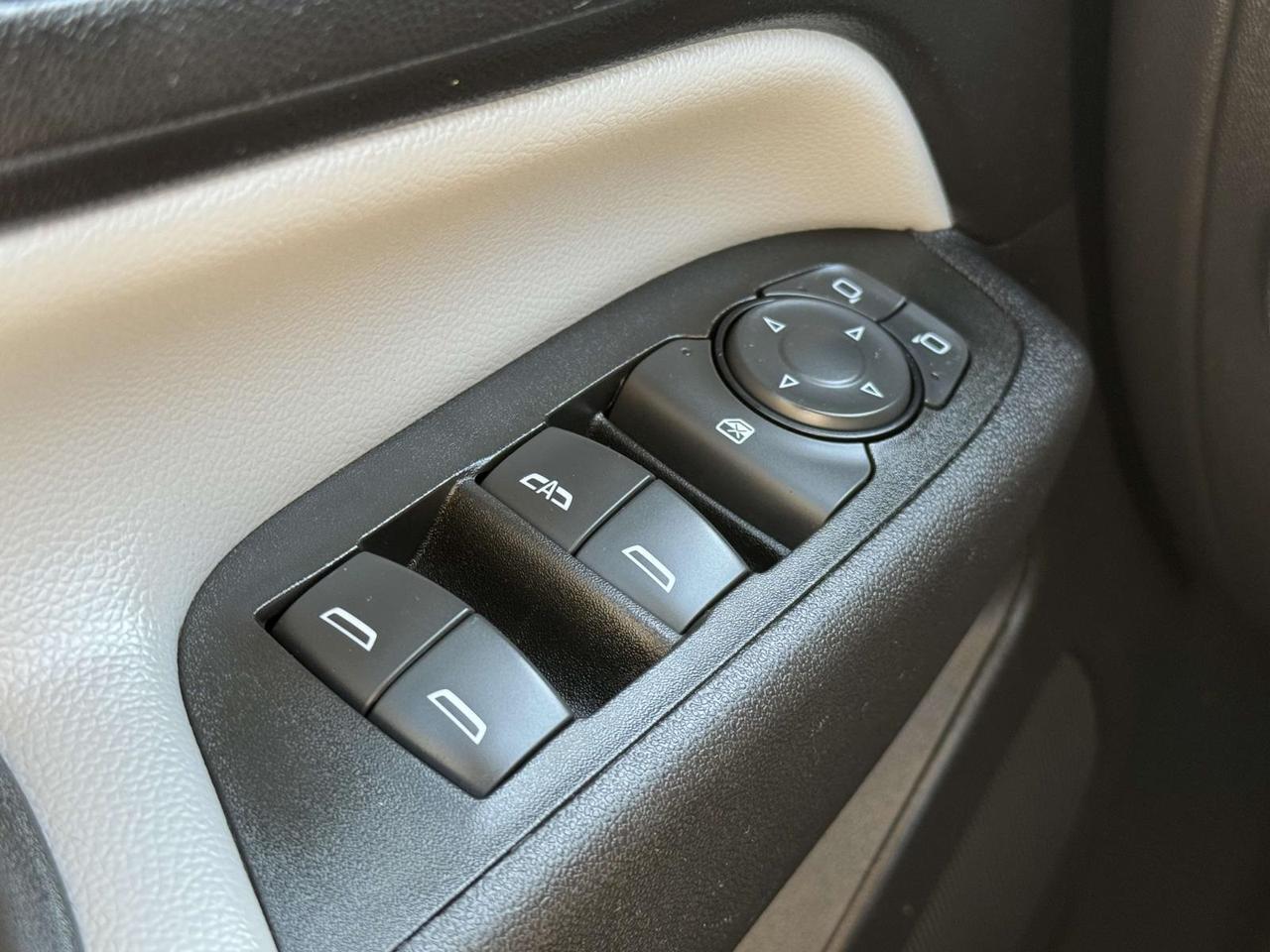 2020 Chevrolet Equinox LS Fredericksburg VA