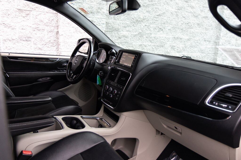 2020 Dodge Grand Caravan SXT Kenosha WI