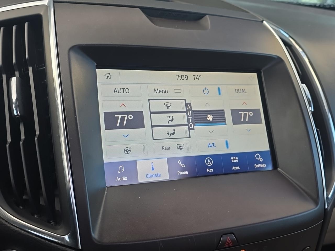 2020 Ford Edge Titanium Gaithersburg MD