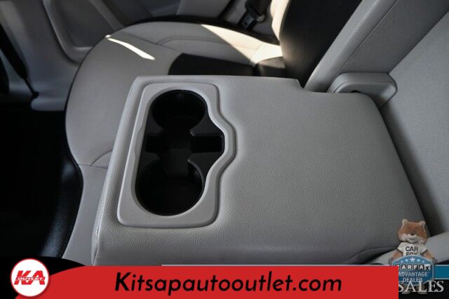2020 Jeep Compass Limited / 4X4 / AutoStart / Power & Heated Leather Seats / Heated Steering Wheel / Apple CarPlay & Android Auto / Back Up Camera / Cruise Control / Keyless Entry & Start / Alloy Wheels / 30 MPG / 1-Owner Banglore