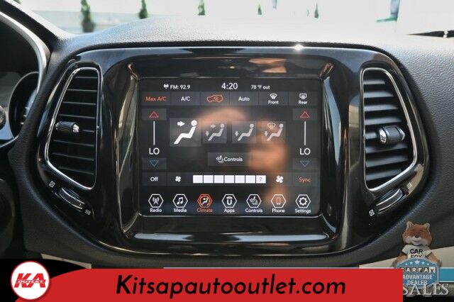 2020 Jeep Compass Limited / 4X4 / AutoStart / Power & Heated Leather Seats / Heated Steering Wheel / Apple CarPlay & Android Auto / Back Up Camera / Cruise Control / Keyless Entry & Start / Alloy Wheels / 30 MPG / 1-Owner Banglore