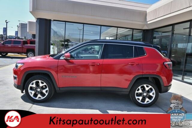 2020 Jeep Compass Limited / 4X4 / AutoStart / Power & Heated Leather Seats / Heated Steering Wheel / Apple CarPlay & Android Auto / Back Up Camera / Cruise Control / Keyless Entry & Start / Alloy Wheels / 30 MPG / 1-Owner Banglore