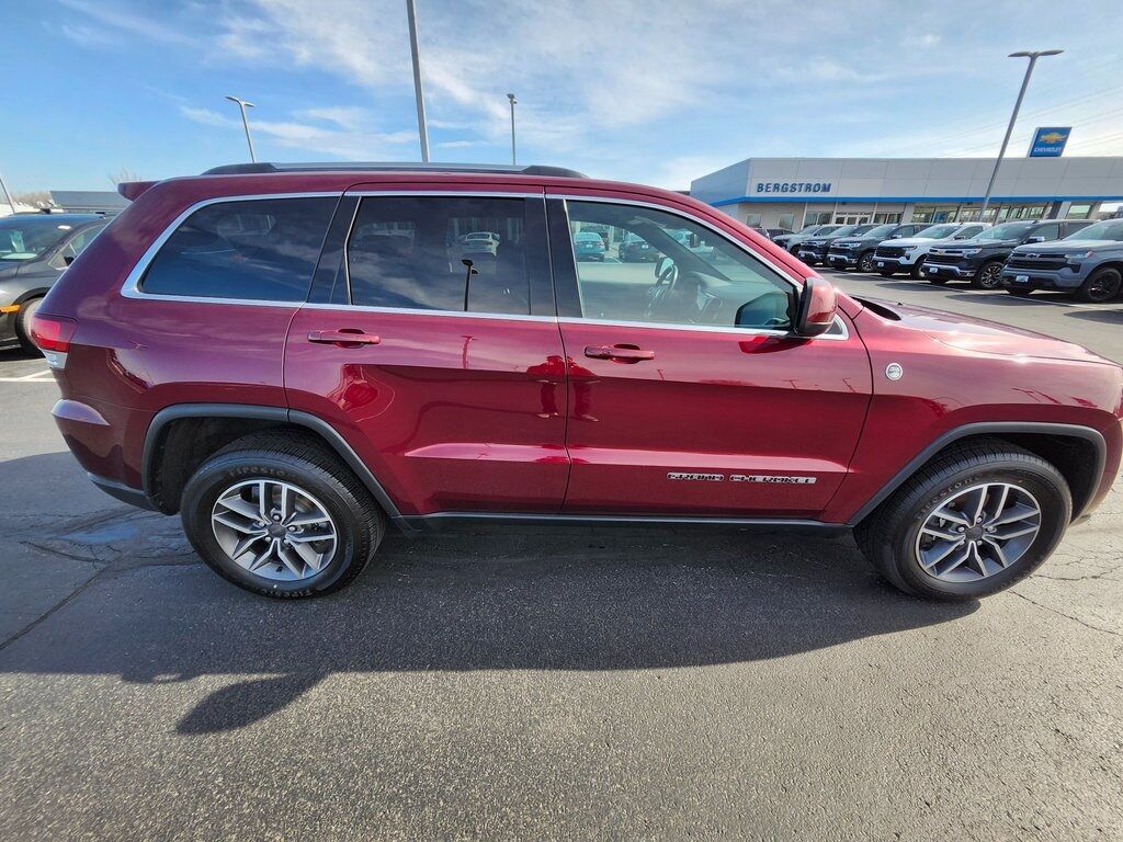 2020 Jeep Grand Cherokee Laredo Green Bay WI