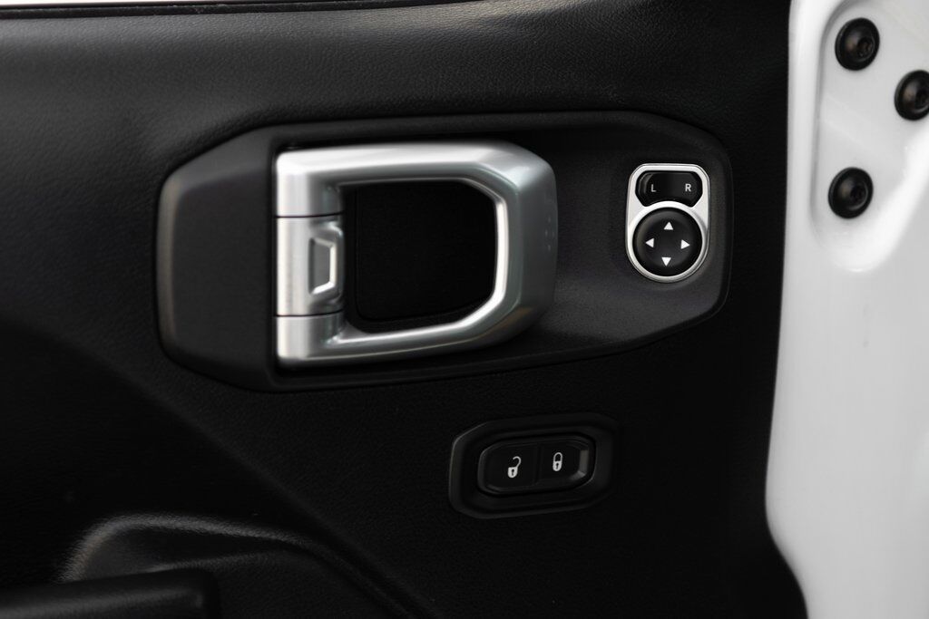 2020 Jeep Wrangler Unlimited Sport Altitude Kenosha WI