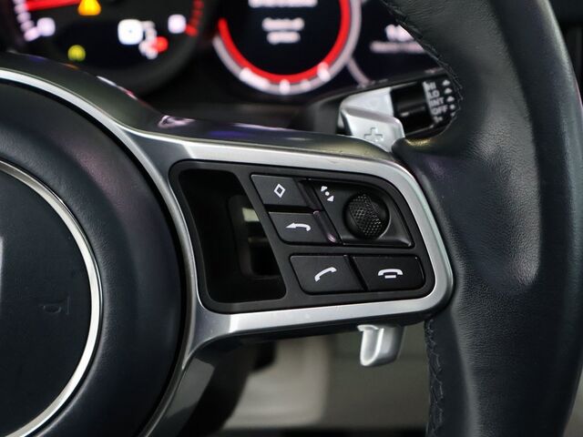 2020 Porsche Cayenne  Merriam KS