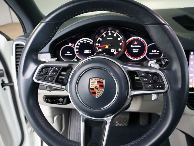 2020 Porsche Cayenne  Merriam KS