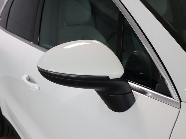 2020 Porsche Cayenne  Merriam KS