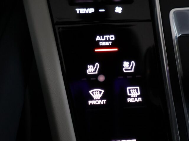 2020 Porsche Cayenne  Merriam KS