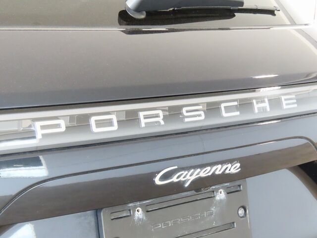 2020 Porsche Cayenne  Merriam KS