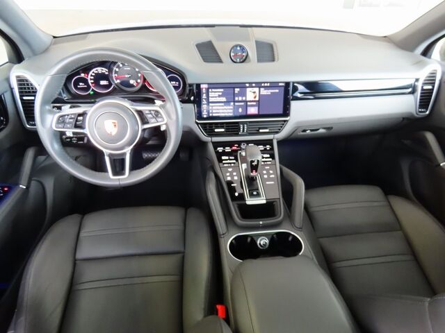 2020 Porsche Cayenne  Merriam KS
