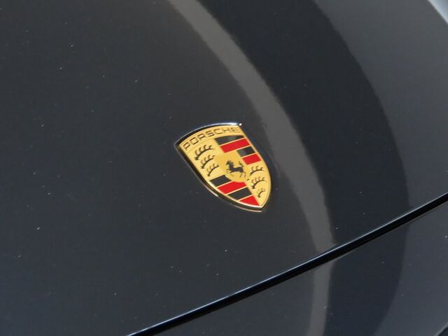 2020 Porsche Cayenne  Merriam KS