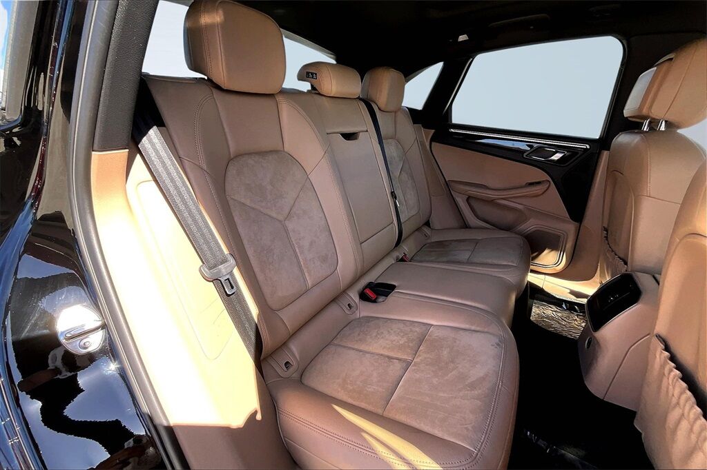 2020 Porsche Macan Base Quincy MA