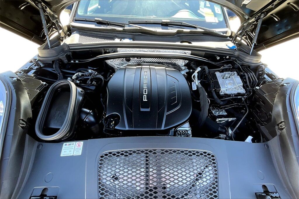 2020 Porsche Macan Base Quincy MA