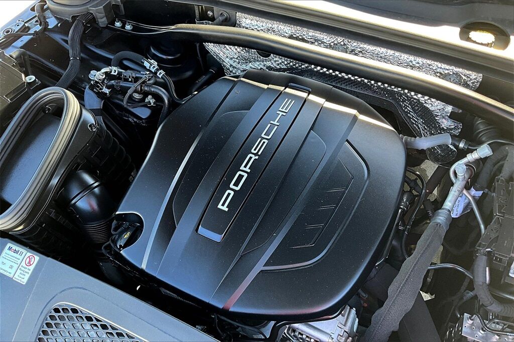 2020 Porsche Macan Base Quincy MA