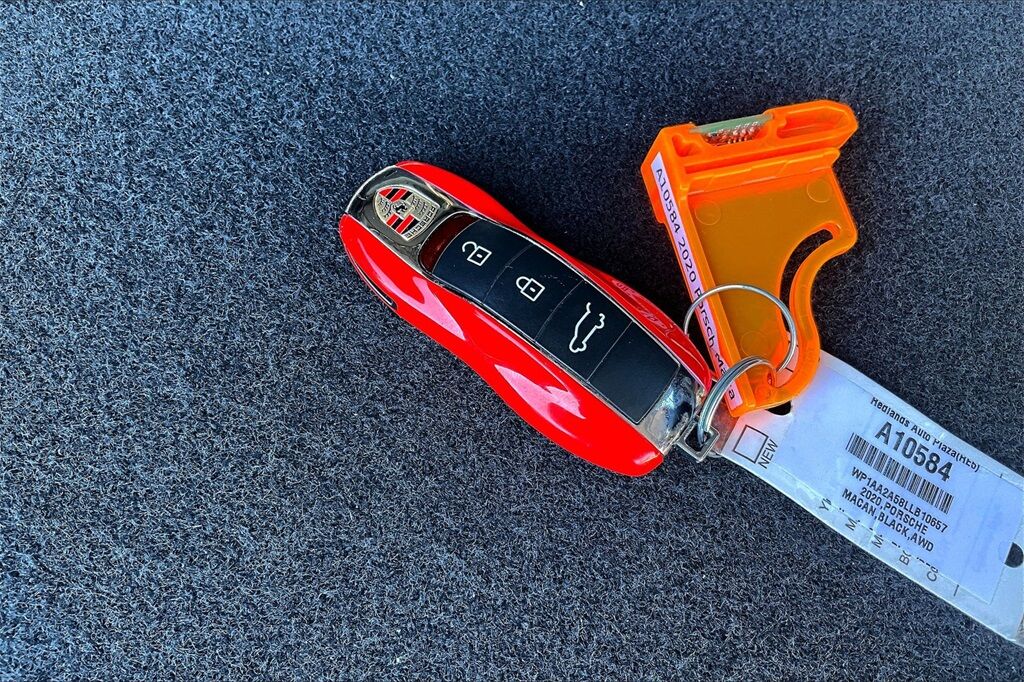 2020 Porsche Macan Base Quincy MA