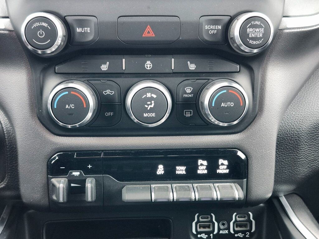 2020 Ram 1500 Big Horn/Lone Star Green Bay WI