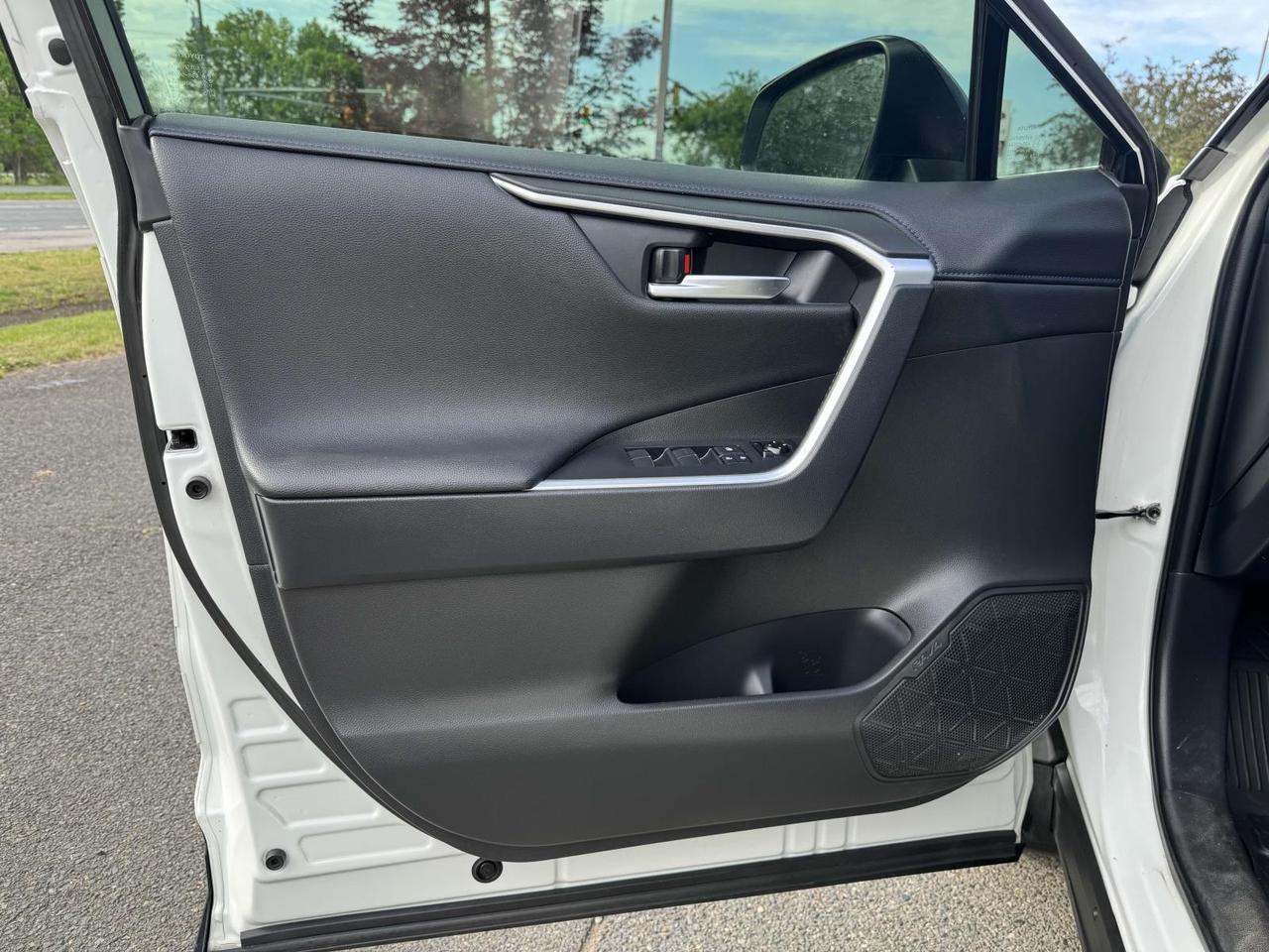 2020 Toyota RAV4 Hybrid XSE Fredericksburg VA