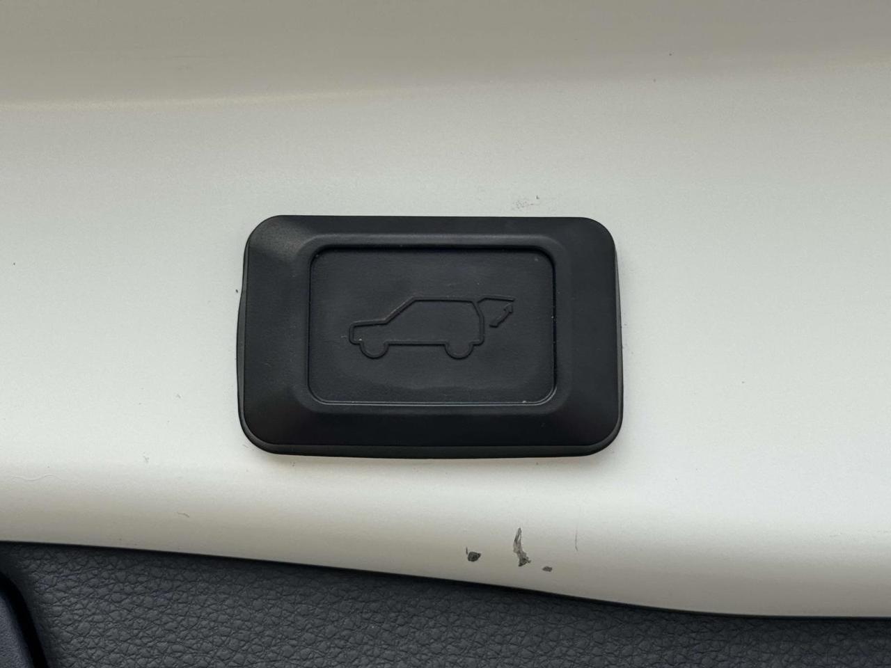 2020 Toyota RAV4 Hybrid XSE Fredericksburg VA