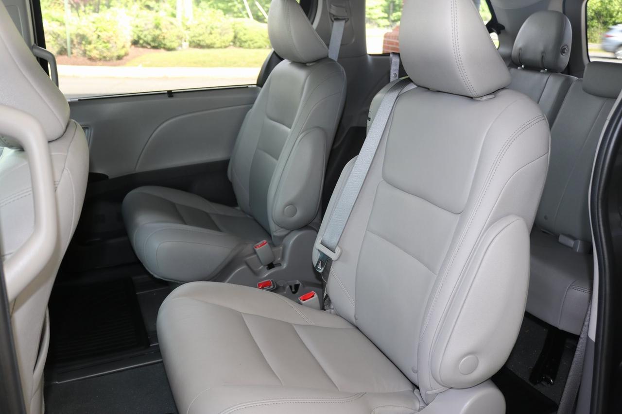 2020 Toyota Sienna XLE Fredericksburg VA