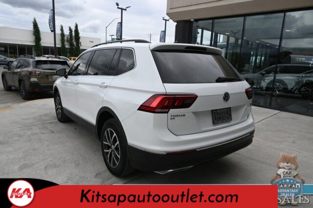 2020 Volkswagen Tiguan SE / AWD / Power & Heated Leather Seats / Panoramic Sunroof / Blind Spot Alert / Apple CarPlay & Android Auto / Wireless Phone Charger / Keyless Entry & Start / Back Up Camera / Tow Pkg / 27 MPG Banglore