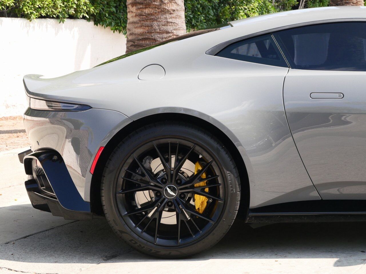 2021 Aston Martin Vantage Lawrence KS