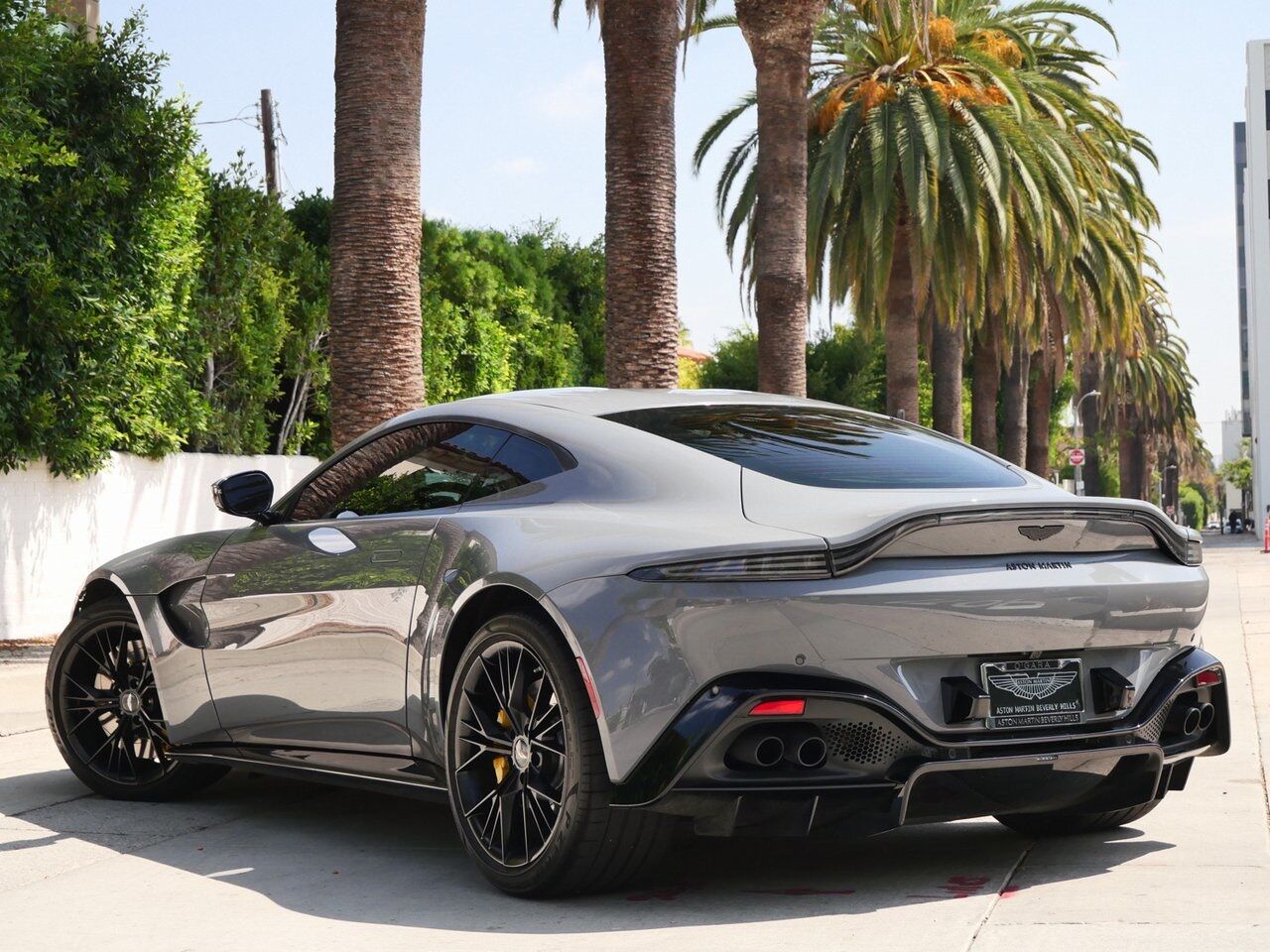 2021 Aston Martin Vantage