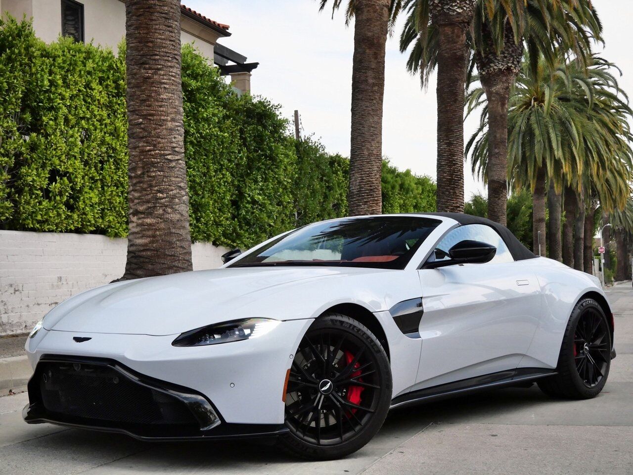 2021 Aston Martin Vantage Lawrence KS