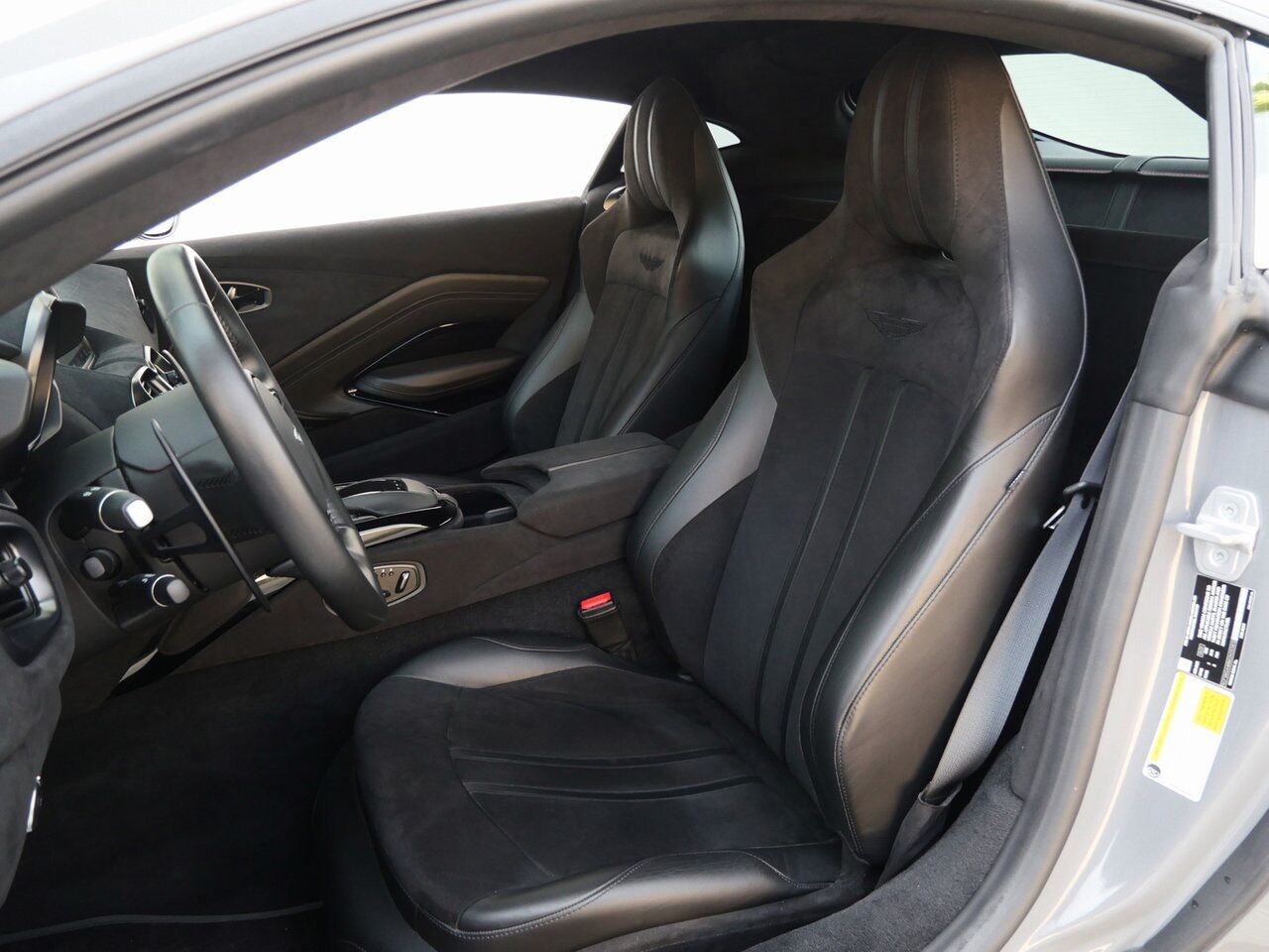 2021 Aston Martin Vantage Lawrence KS