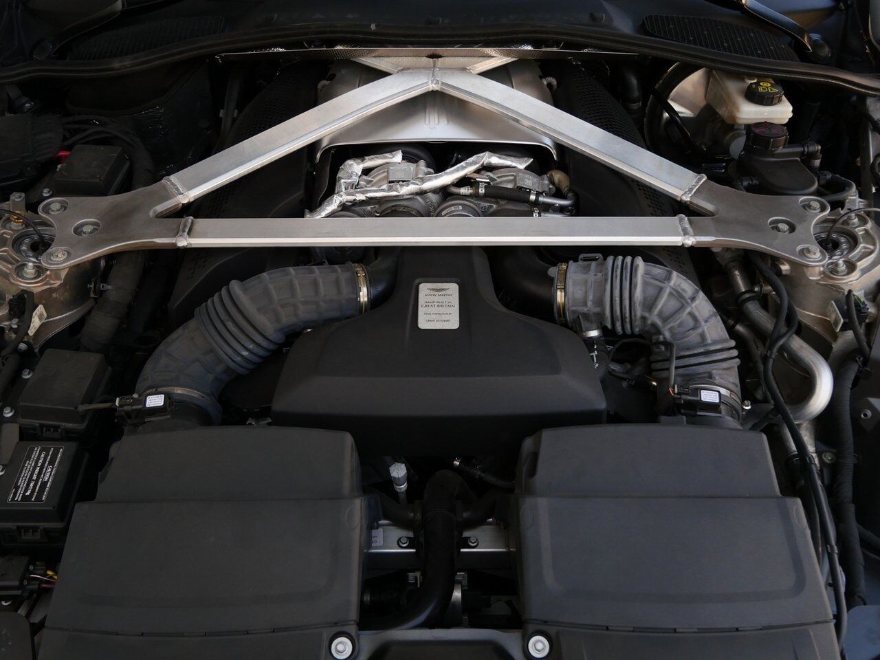 2021 Aston Martin Vantage Lawrence KS