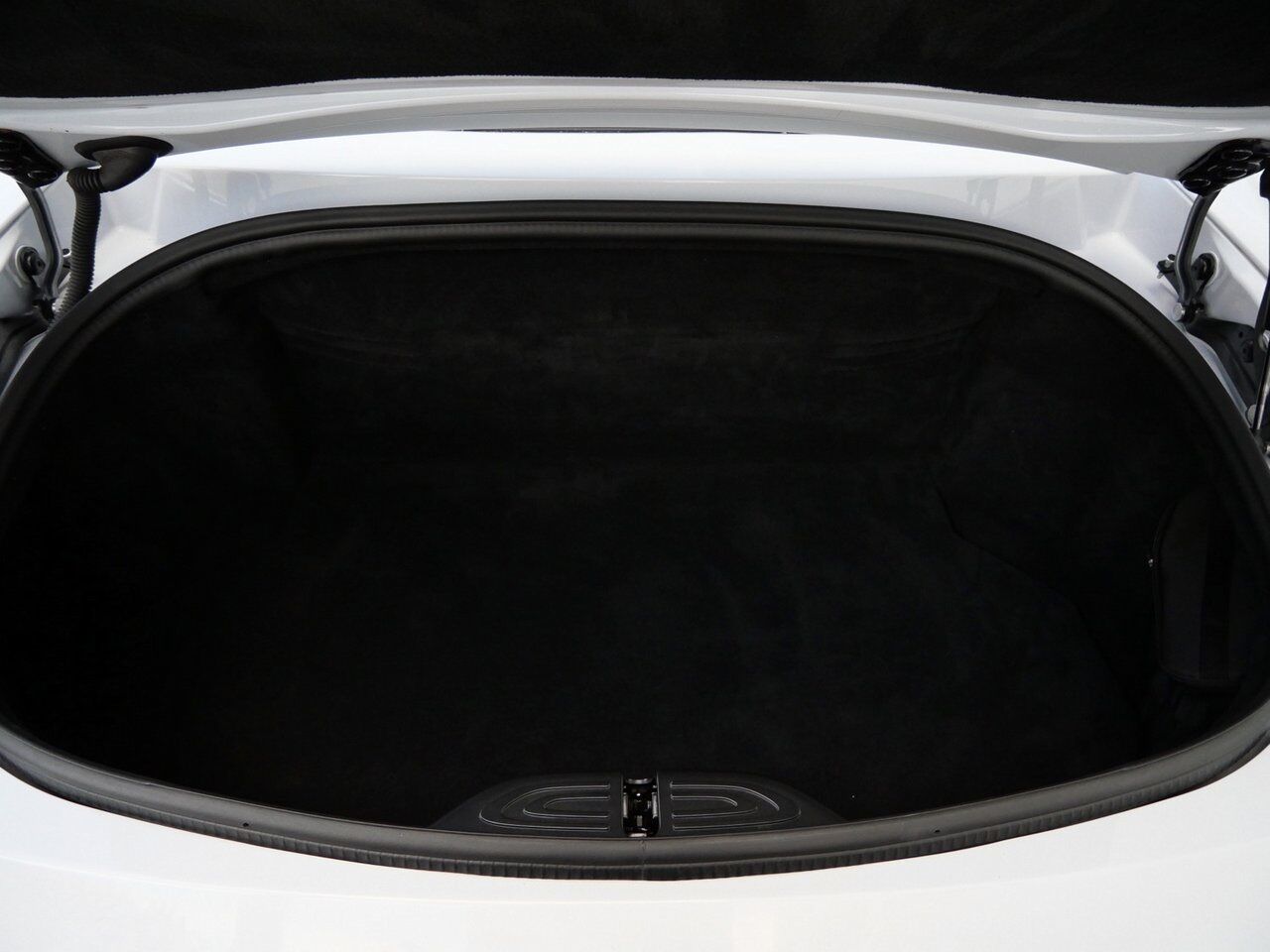 2021 Aston Martin Vantage Lawrence KS