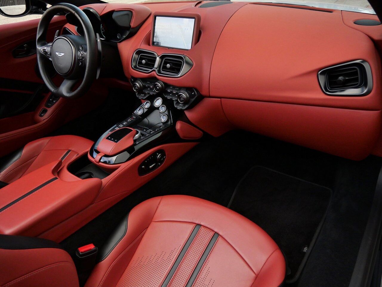 2021 Aston Martin Vantage Lawrence KS