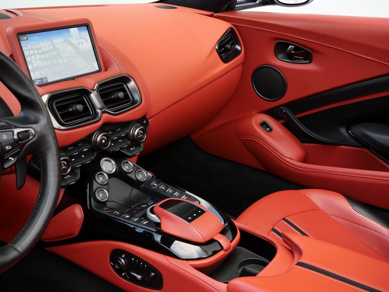 2021 Aston Martin Vantage Lawrence KS