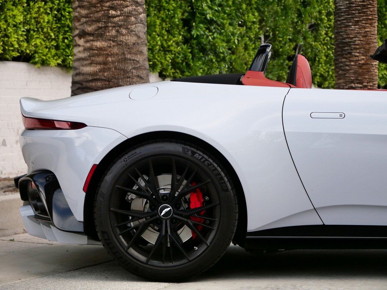 2021 Aston Martin Vantage Lawrence KS
