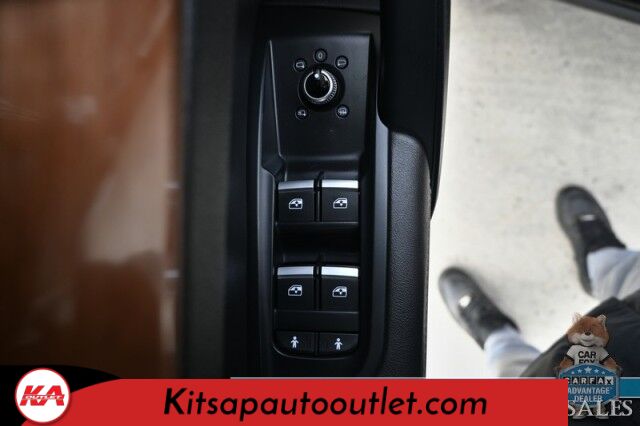 2021 Audi Q5 Premium Plus / AWD / Power & Heated Leather Seats / Heated Steering Wheel / Panoramic Sunroof / Adaptive Cruise / Lane Depart & Blind Spot Alert / 360 Camera / Apple CarPlay & Android Auto / USB Input / 28 MPG Banglore