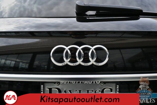 2021 Audi Q5 Premium Plus / AWD / Power & Heated Leather Seats / Heated Steering Wheel / Panoramic Sunroof / Adaptive Cruise / Lane Depart & Blind Spot Alert / 360 Camera / Apple CarPlay & Android Auto / USB Input / 28 MPG Banglore