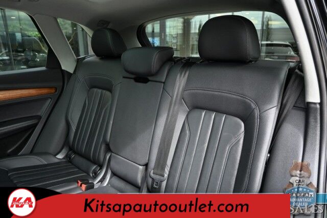 2021 Audi Q5 Premium Plus / AWD / Power & Heated Leather Seats / Heated Steering Wheel / Panoramic Sunroof / Adaptive Cruise / Lane Depart & Blind Spot Alert / 360 Camera / Apple CarPlay & Android Auto / USB Input / 28 MPG Banglore