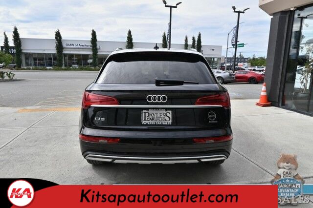 2021 Audi Q5 Premium Plus / AWD / Power & Heated Leather Seats / Heated Steering Wheel / Panoramic Sunroof / Adaptive Cruise / Lane Depart & Blind Spot Alert / 360 Camera / Apple CarPlay & Android Auto / USB Input / 28 MPG Banglore