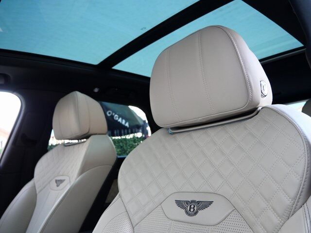 2021 Bentley Bentayga V8 V8 Lawrence KS